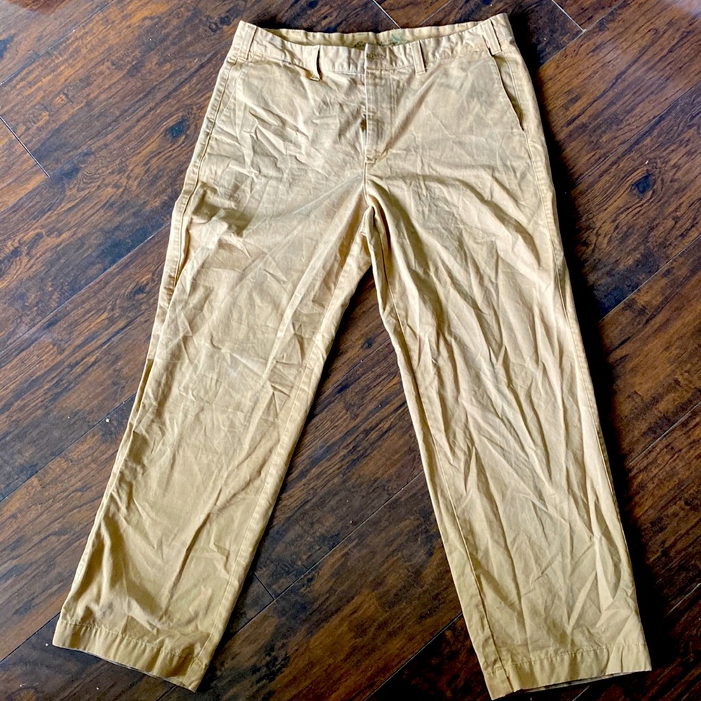 Eddie Bauer khaki 38x32 jeans